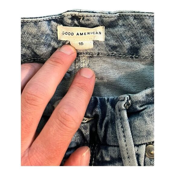 Good American Skinny Jeans with Distressed Details GWTH5737 size 15 - Picture 3 of 7